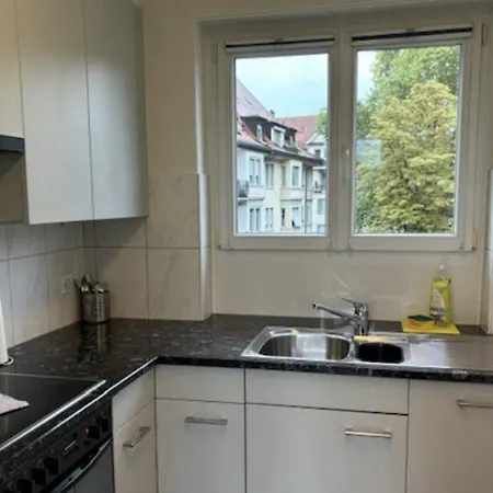 Executive 1 Bedroom In The Center - D11 아파트 *